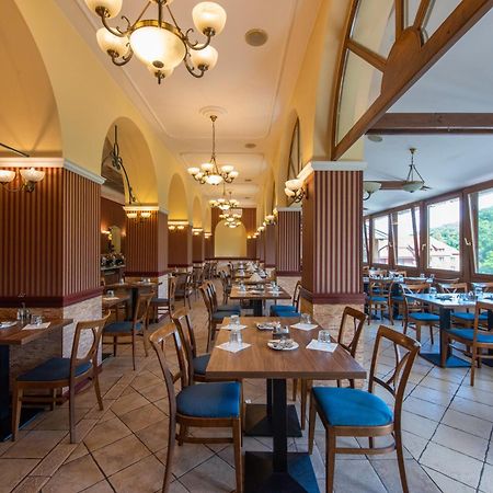 Parád Erzsebet Park Hotel מראה חיצוני תמונה