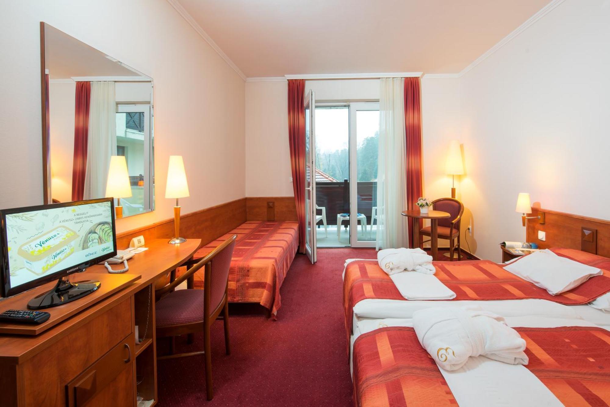 Parád Erzsebet Park Hotel חדר תמונה